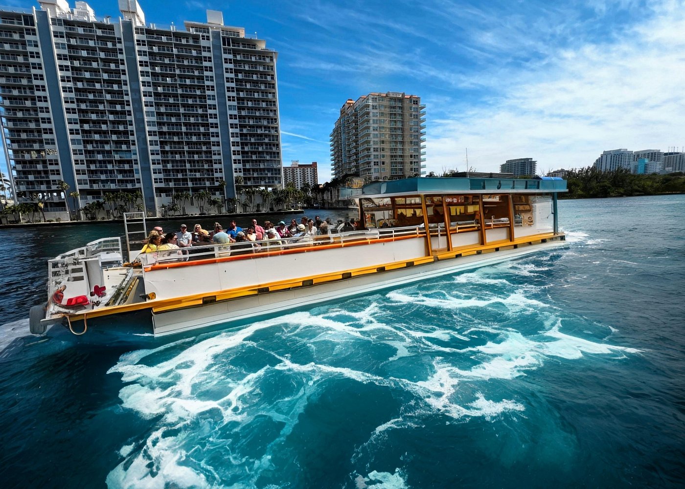 Venice of America Tour | Millionaire's Row | Complimentary Drinks